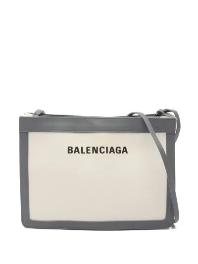 Pre-owned Balenciaga 2000s Logo-detail Shoulder Bag In Neutral