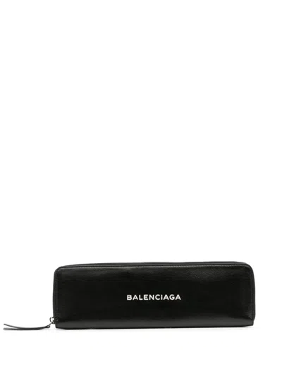 Pre-owned Balenciaga 2017 Leather Logo Clutch Bag In Black