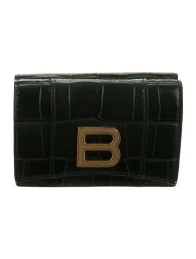Pre-owned Balenciaga 2021 Embossed Leather Card Holder In Green