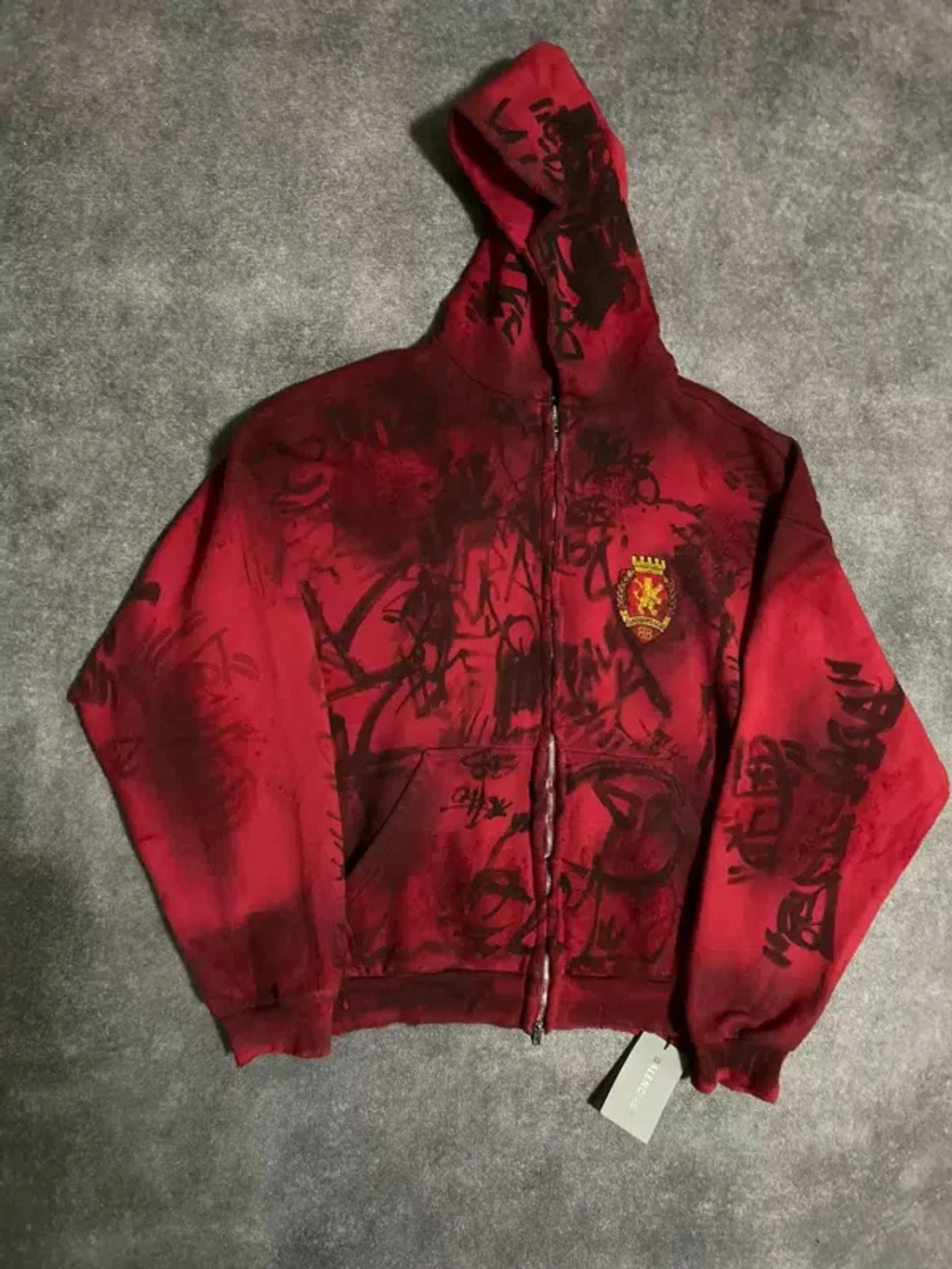 Pre-owned Balenciaga 23ss Show Red Manchester United Skater Mud 