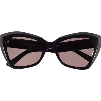Balenciaga 56mm Cat Eye Sunglasses In Black