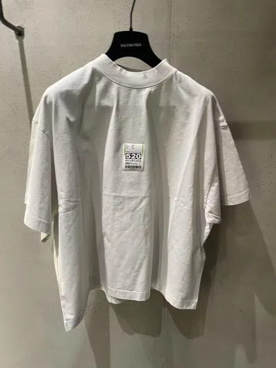 Balenciaga Airport Tag Cropped T-shirt In Gray