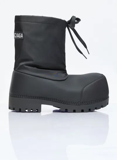Balenciaga Alaska Low Boots In Black