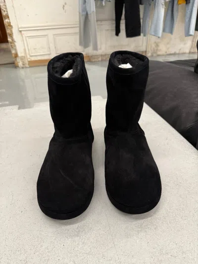 Balenciaga Alaska Snow Boots In Black