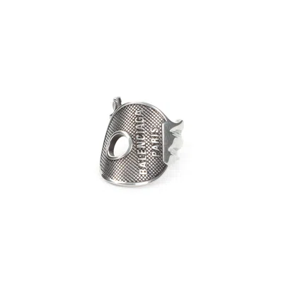 Balenciaga Neverlost Key Ring Rounded Open Design In Metallic