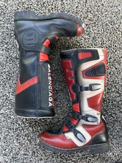 Pre-owned Balenciaga Aw17 Moto Boots In Red ModeSens