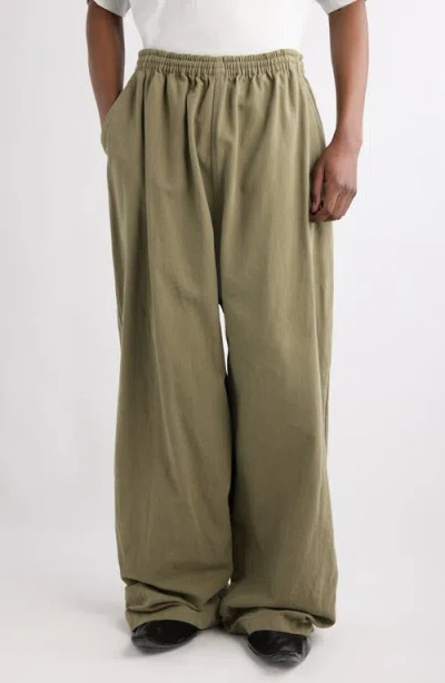 Balenciaga Baggy Cotton Canvas Pants In Linden