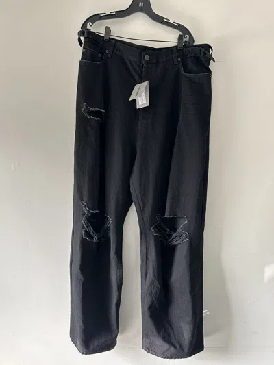 Pre-owned Balenciaga Baggy Distressed Denim Red Carpet In Black