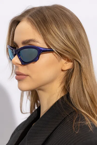 Balenciaga ‘bat Rectangle' Sunglasses In Blue