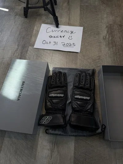 Pre-owned Balenciaga Bb Moto Gloves In Black