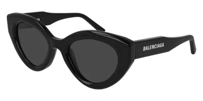 Pre-owned Balenciaga ? Bb0073s Cat Eye Sunglasses 001 Shiny Black /grey Lens In Gray