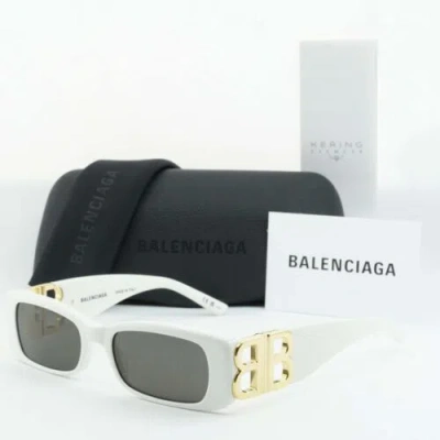 Pre-owned Balenciaga Bb0096s 011 White/gray 51-18-130 Sunglasses