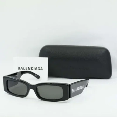 Pre-owned Balenciaga Bb0260s 001 Black/gray 56-18-140 Sunglasses