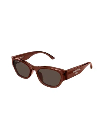 Balenciaga Bb0389 Sunglasses In Burgundy