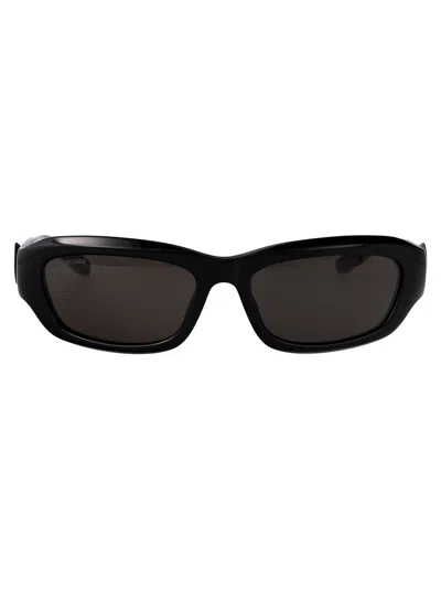 Balenciaga Bb0409s Sunglasses In Black