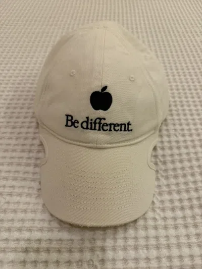 Pre-owned Balenciaga Be Different Hat Sz. L In White