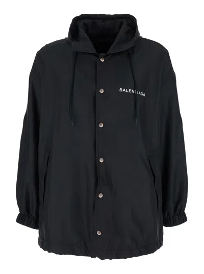 BALENCIAGA BALENCIAGA MEN BLACK JACKET WITH LOGO LETTERING ON THE FRONT AND LOGO PATCH ON THE ELBOW IN TECH FAB