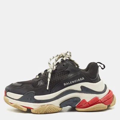 Pre-owned Balenciaga Black Leather And Mesh Triple S Sneakers Size 35
