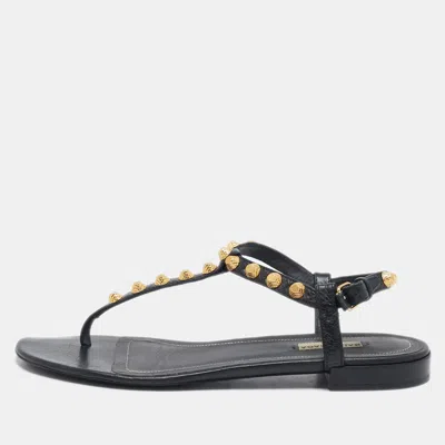 Pre-owned Balenciaga Black Leather Arena Thong Flats Size 39.5