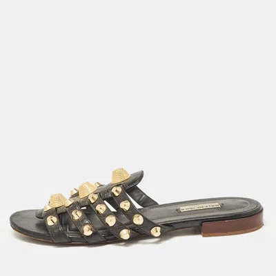 Pre-owned Balenciaga Black Leather Studded Arena Flat Slides Size 39