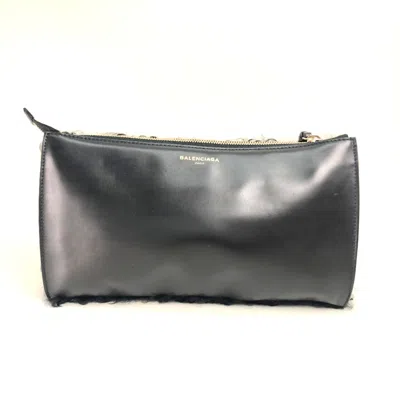 Pre-owned Balenciaga Black Other Clutch Bag ()