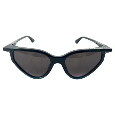 Pre-owned Balenciaga Black Rim Cat Eye Sunglasses
