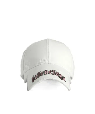 BALENCIAGA BLACKLETTER SCRIPT CAP IN DIRTY WHITE