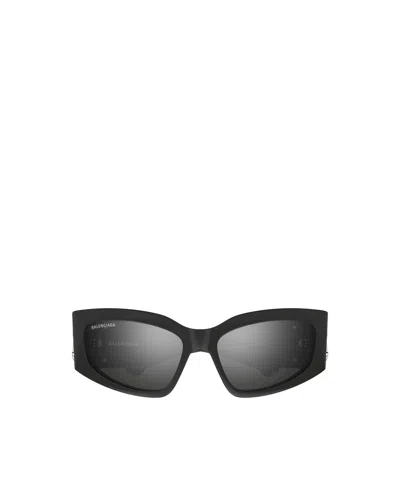 Balenciaga Bossy Cat Eye-frame Sunglasses In Black