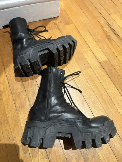 Pre-owned Balenciaga Bulldozer Boots In Black