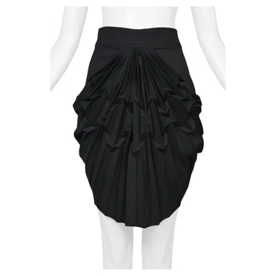 Pre-owned Balenciaga By Ghesquiere Black Asymmetrical Pleated Mini Skirt 2003