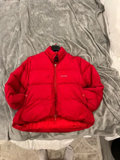 Pre-owned Balenciaga C Shape Puffer In Red
