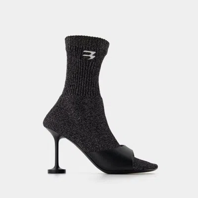 Balenciaga 3b Sock 90mm  Pumps In Black