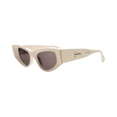 Pre-owned Balenciaga Cat Eye Sunglasses 'beige/grey' | Tan | Women's Size Onesize In Brown