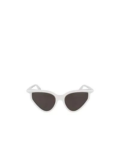 Balenciaga Bb Embossed Cat-eye Sunglasses In White