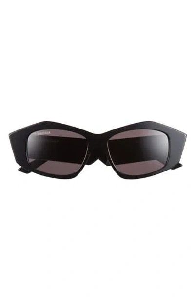 Balenciaga Cat Eye Sunglasses In Black