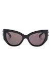 Balenciaga Cat Eye Sunglasses In Schwarz