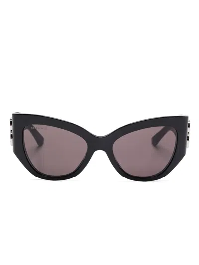 Balenciaga Cat Eye Sunglasses In Schwarz