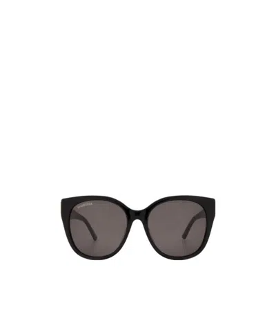 Balenciaga Cat-eye Tinted Bb Sunglasses In Black