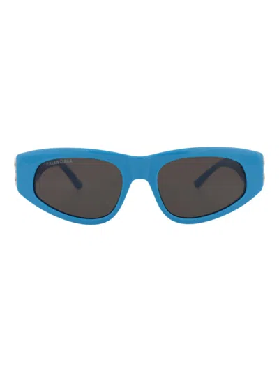 Balenciaga Cat Eye Women's Mini Sunglasses In Blue