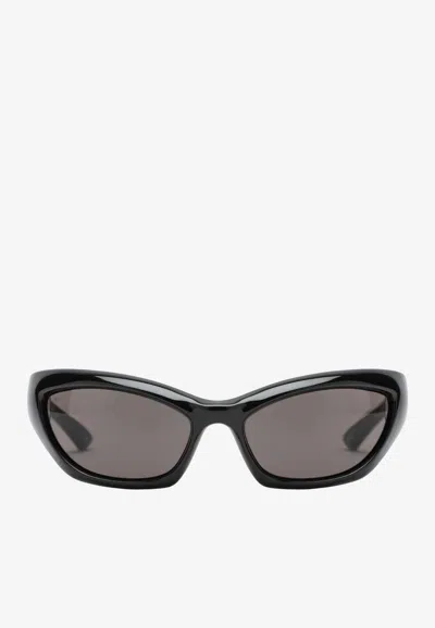 Balenciaga Cat-eye Logo Sunglasses In Gray