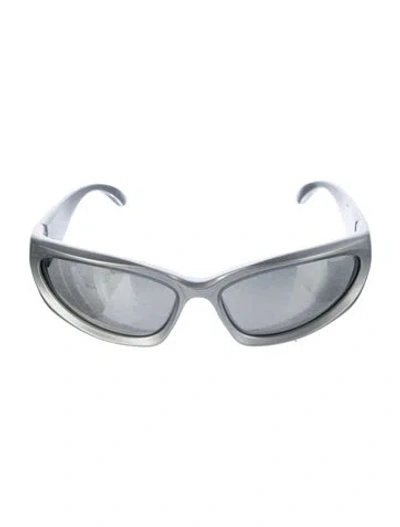 Pre-owned Balenciaga Cat-eye Tinted Sunglasses In Silver