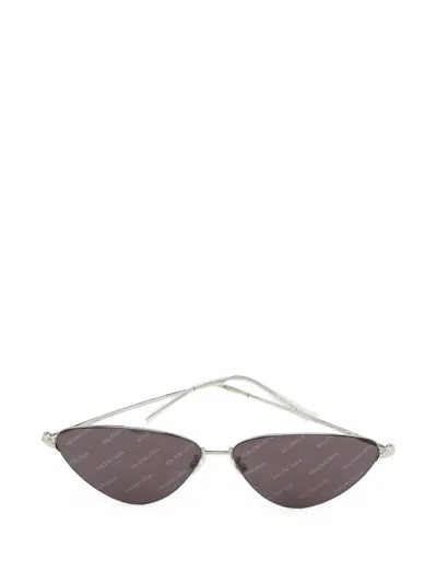 Pre-owned Balenciaga Cat-eye-frame Sunglasses In 银色