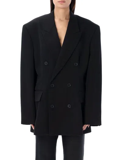 Balenciaga Chic And Versatile Clinched Jacket For Women In Black
