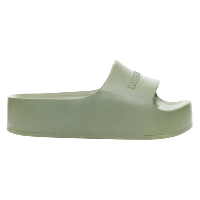 Pre-owned Balenciaga Chunky Green Debossed Logo Rubber Platform Pool Slides Eu36