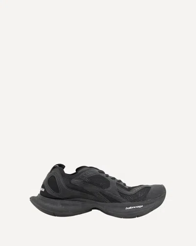Balenciaga Circuit Ultra-lightweight Sneakers In Black