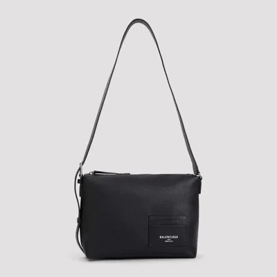 Balenciaga Credit Messanger In Black