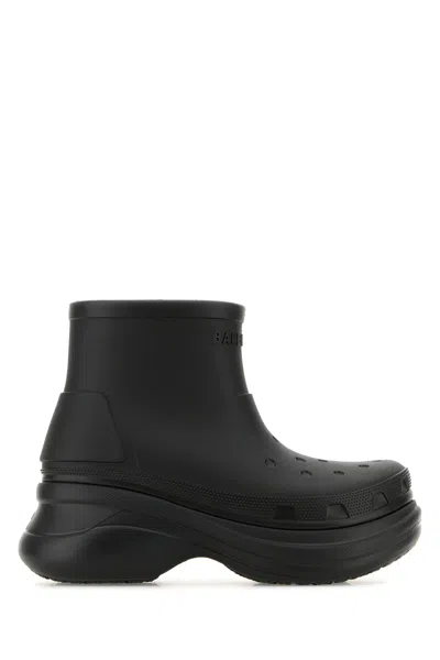 BALENCIAGA BALENCIAGA BLACK RUBBER BALENCIAGA X CROCS™ ANKLE BOOTS