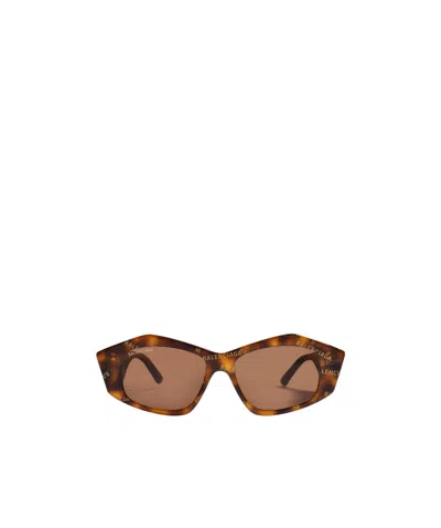 Balenciaga Cut Rectangular-frame Sunglasses In Brown