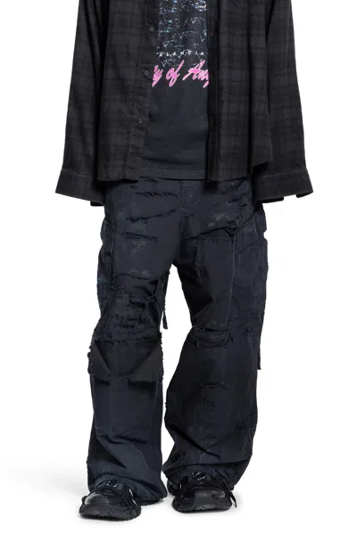 Balenciaga Distressed Large Cargo Pants In Black