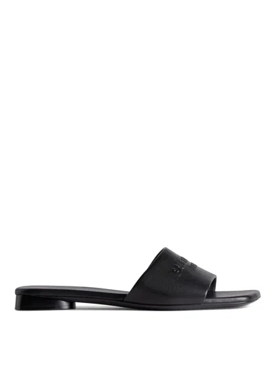Balenciaga Women Slipper With Logo In Black